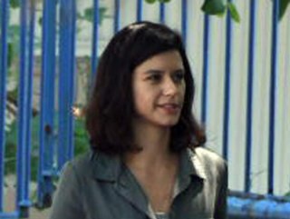 Beren Saat’in yıl dönümü sette geçti