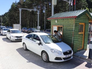 Tatilcilerden Abant’a yoğun ilgi