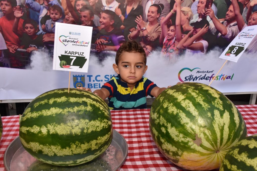 Silivri Kadıköy’de Karpuz Festivali düzenlendi.
