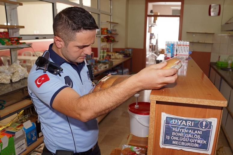 Çorlu’da okul kantinleri denetlendi.