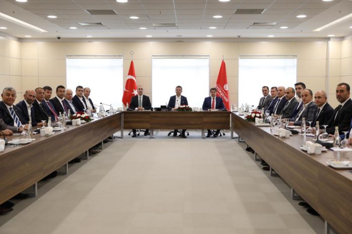 İstanbul’un Belediye Başkanları ‘ORTAK MASADA’ Buluştu