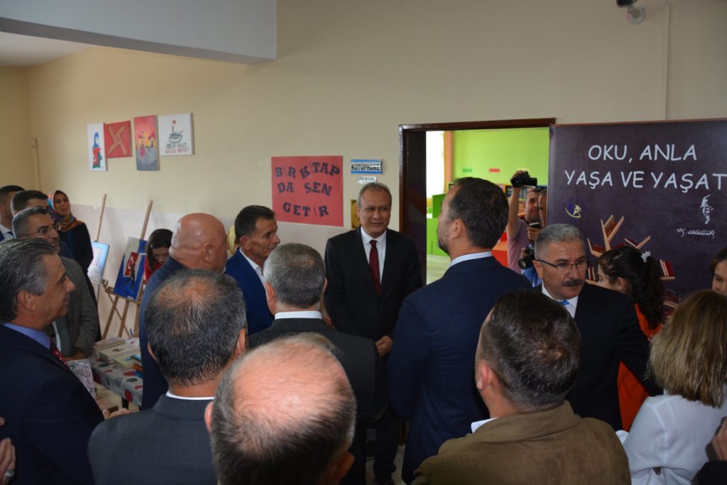 Şehit Olcay Özcan İlkokulu Kütüphanesi Açıldı.