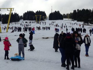 Uludağ’da hafta sonu adım atacak yer kalmadı