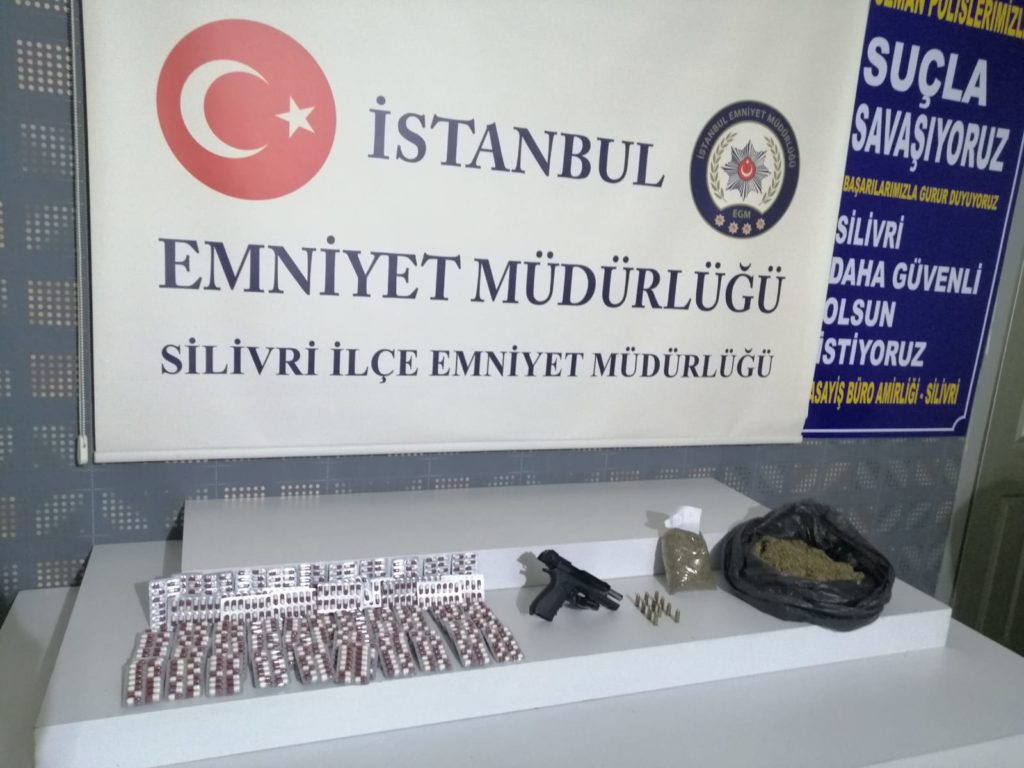 Silivri’de firari uyuşturucu satıcısı yakalandı.