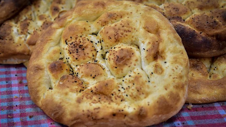 Pide satışı iftara kadar devam edecek!