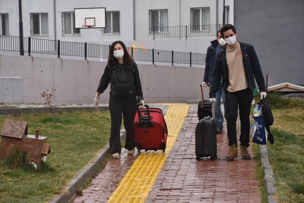 Kırklareli’de karantina süresi dolan 250 kişi evlerine gönderiliyor