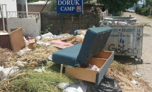 Çöp Konteynerlerine evsel atık harici çöp atanlara ceza