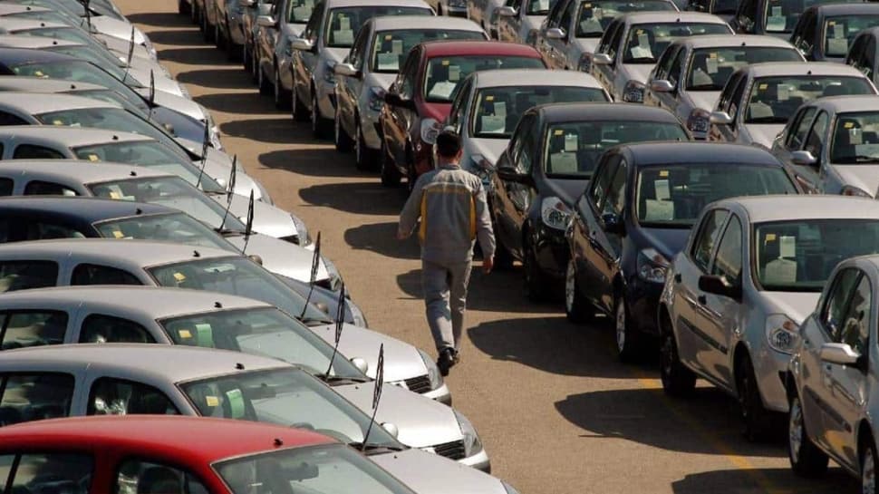 İkinci el otomobil fiyatları uçtu: Sıfırdan daha pahalıya satılıyor