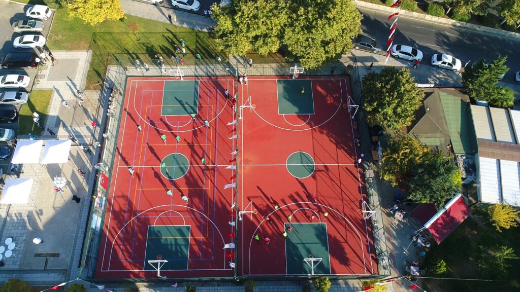 Aydan Siyavuş Basketbol Sahaları törenle açıldı.