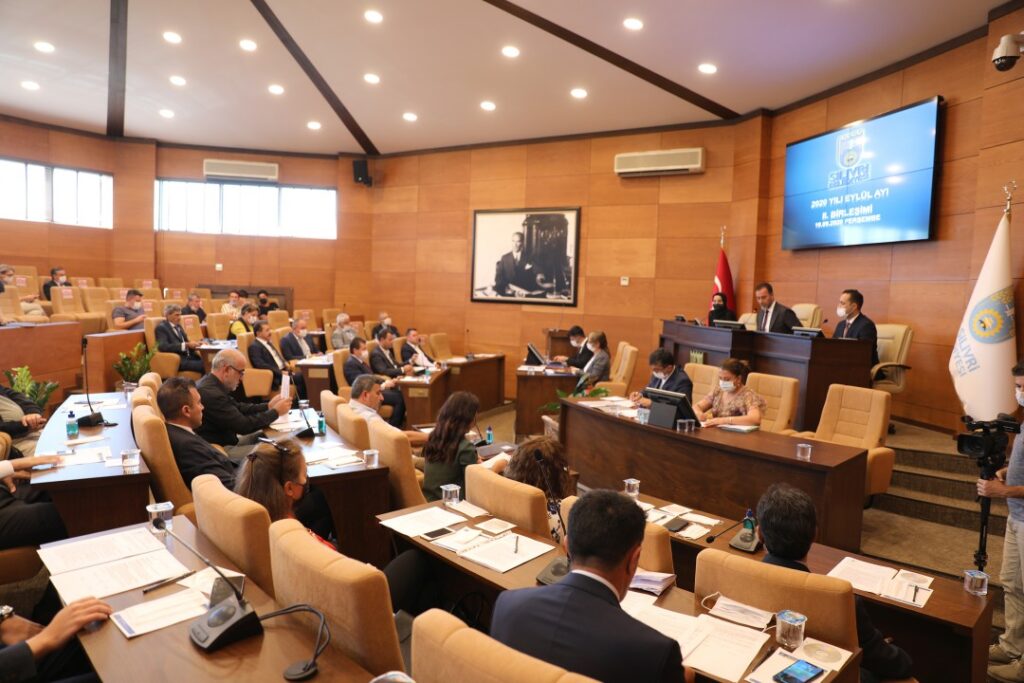 Silivri Belediye Meclisi’nde tartışmalı arsa satışı
