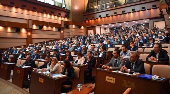 İBB Meclisi, yeni yönetime 1.5 yıldır direniyor