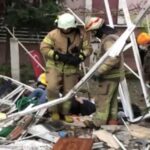avcilarda balkon coktu 2 yarali 8NvHKCnI