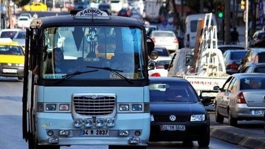 İstanbul’da taksi, minibüs ve dolmuşlara zam