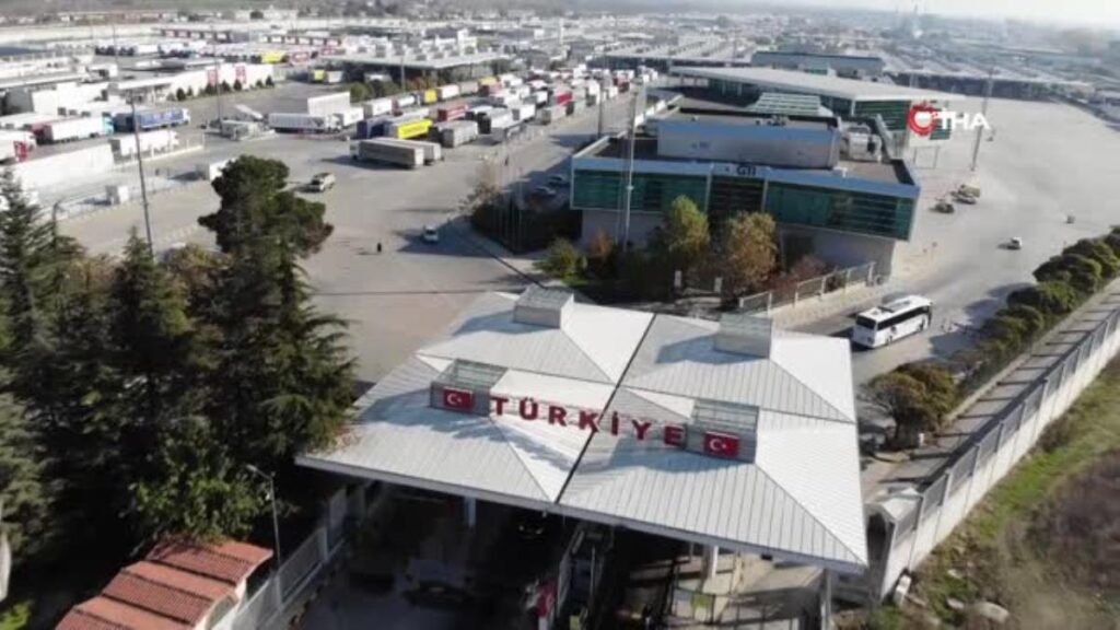 Yurt dışından gelenlere PCR testi zorunluluğu 30 Aralık’ta başlıyor