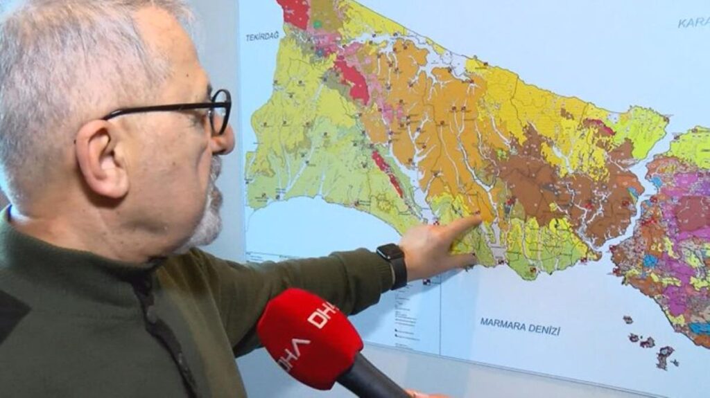 Prof. Dr. Naci Görür’den Büyükçekmece ve Küçükçekmece için kritik uyarı: Buralar şu anda bile kayıyor