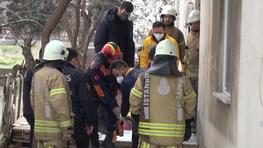 Silivri’de 8 yaşındaki çocuk balkondan düştü