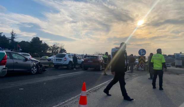 Silivri’de zincirleme kaza: 2 ağır yaralı