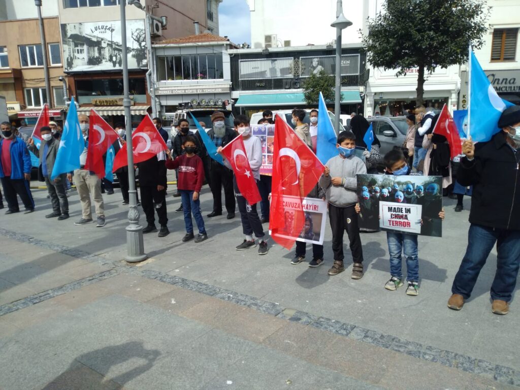 Silivri GP’den “Uygurlara yapılan zulme son” imza kampanyası
