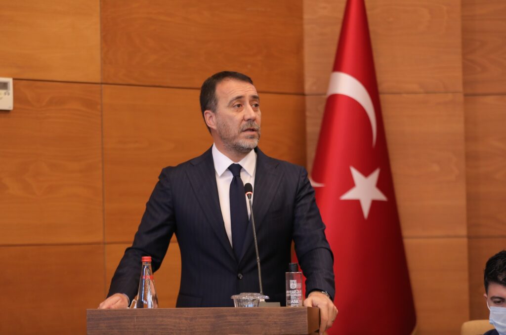 Yılmaz: Bahane etmeyeceğim, bütün sorunları çözeceğim