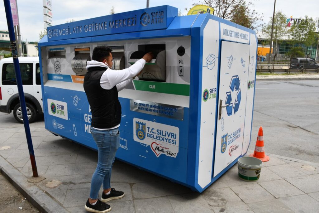 Silivri’ye “Mobil Atık Getirme Merkezleri” kurulmaya başladı.
