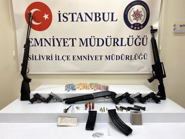Silivri’de uyuşturucu operasyonu: 4 gözaltı