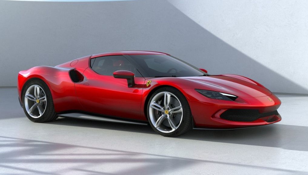 830 beygirlik hibrit Ferrari 296 GTB tanıtıldı