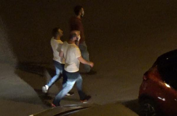 Silivri’de darp ettikleri patronlarından dükkanını ve 500 bin lira istediler.