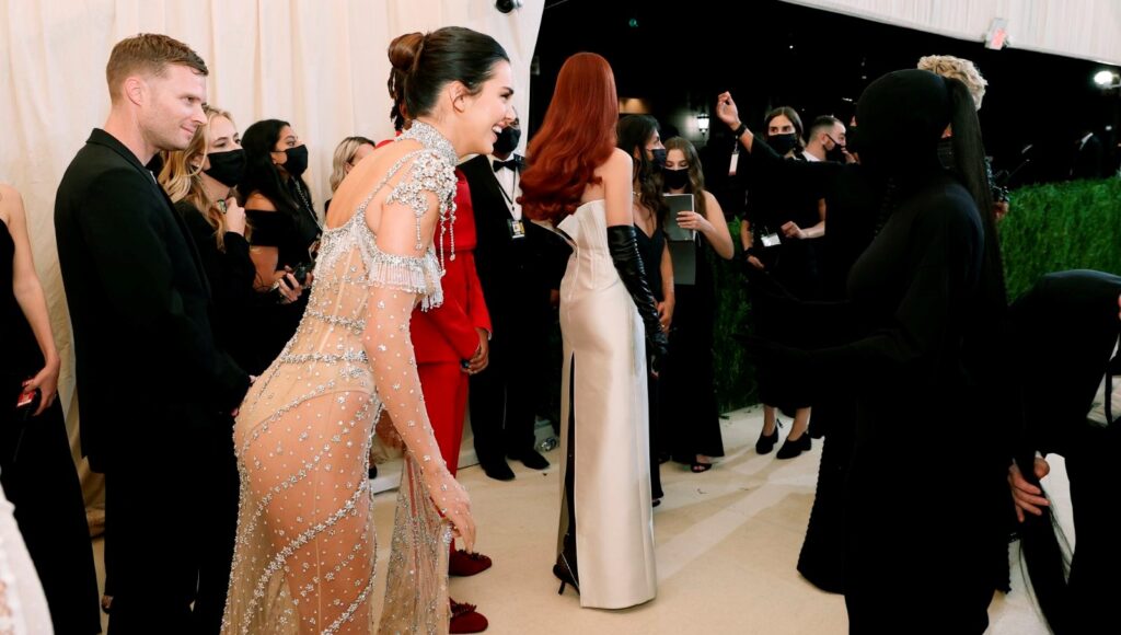 Kim Kardashian: Kendall’ı taşlarından tanıdım