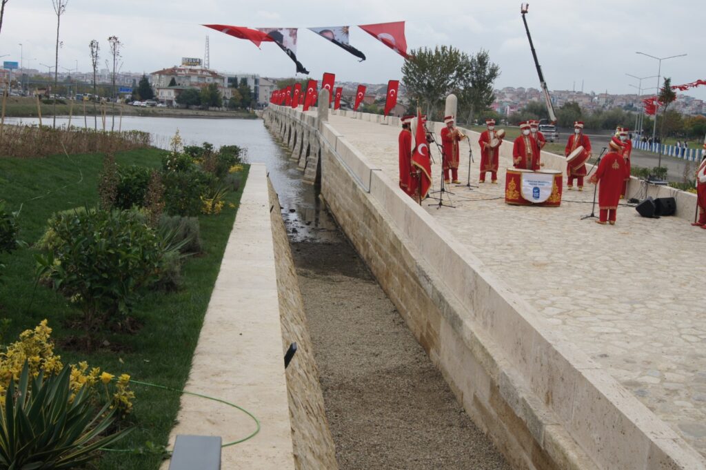 Tarihi köprülerin açılışı yapıldı