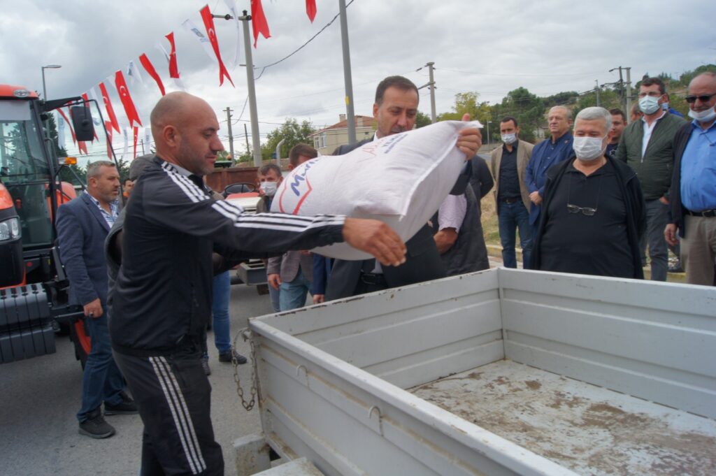 Yolçatı’da çiftçilere yerli arpa tohumu…