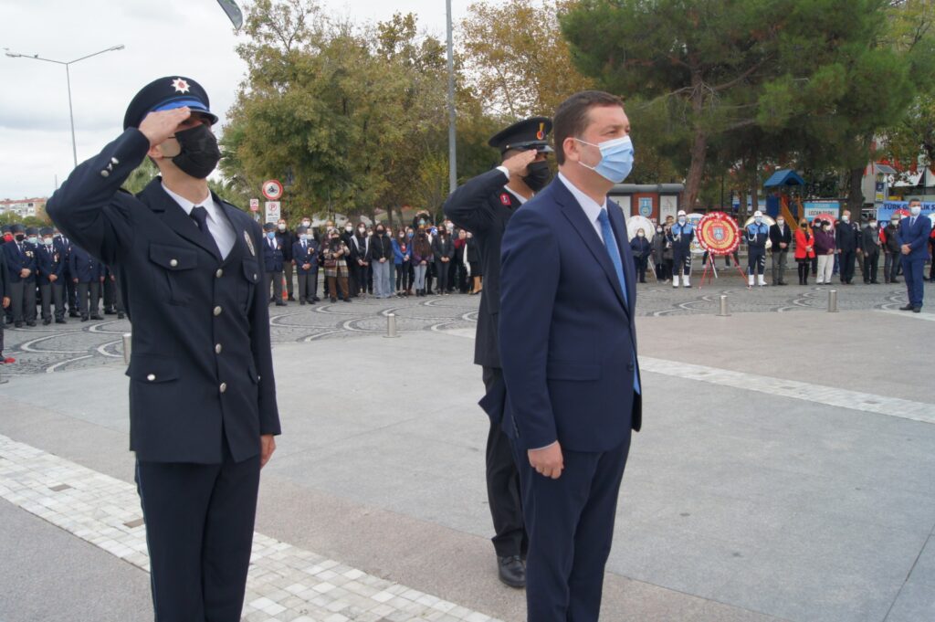 Silivri’de 29 Ekim Kutlamaları Resmi Törenle Başladı.