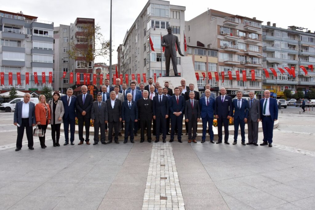 Muhtar günü kutlandı.
