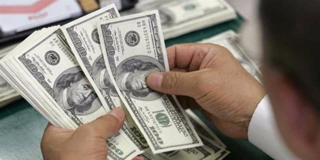 Tarihi zirve sonrası dolar 9,80 TL’den işlem görüyor