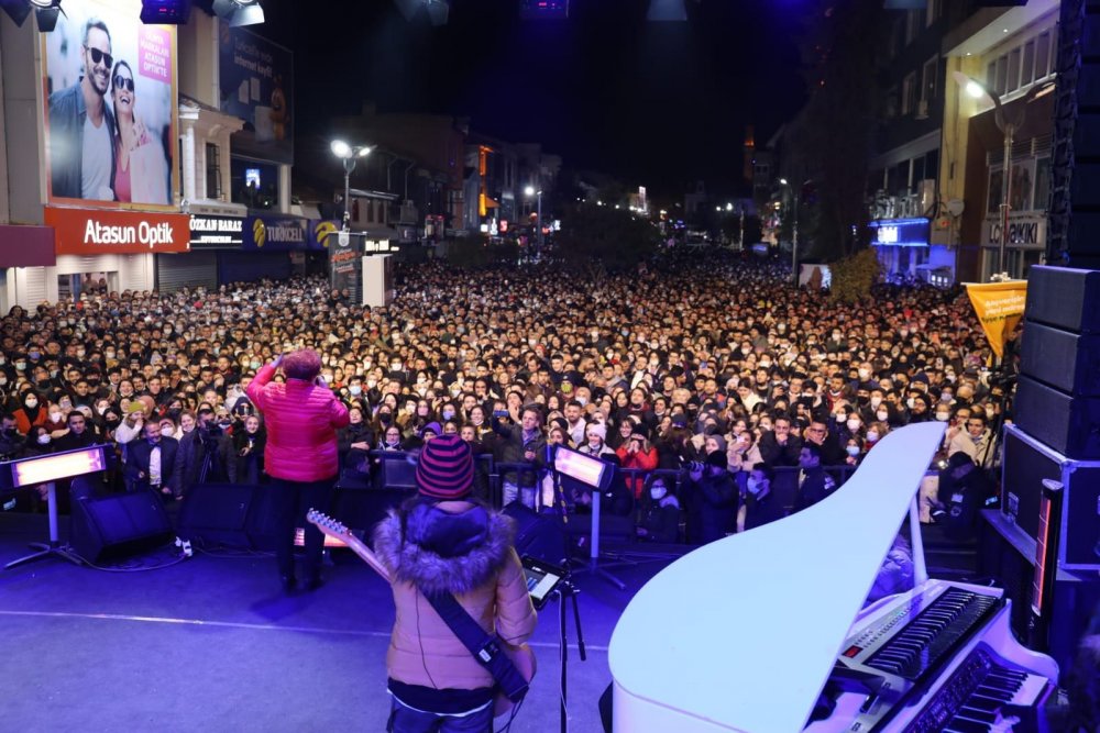 Selda Bağcan, Edirnelileri coşturdu