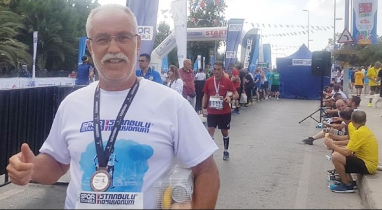 Dertop’a Spor İstanbul Gönüllüsü olarak plaket