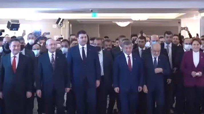 Ankara’da tarihi gün: Altı muhalefet lideri bir arada