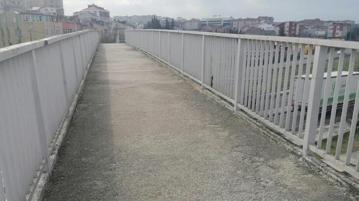 Silivri’de korkutan üst geçit! Çürümüş durumda
