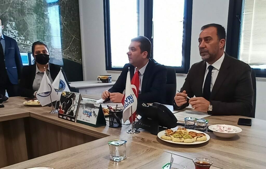 Deprem Haftası nedeniyle Kaymakamlık toplantı yaptı.