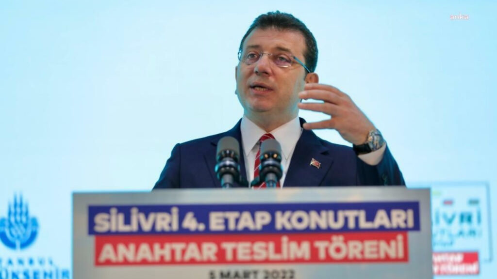 İmamoğlu: Depremle mücadeleyi, siyasi kavramların üstünde bir yere oturtmalıyız