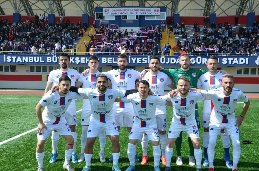 Silivrispor grubunu şampiyon olarak tamamladı.