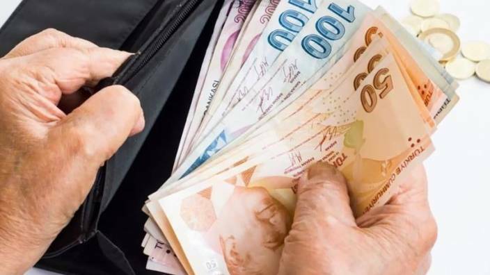 Emeklilerin ikramiye tarihi belli oldu