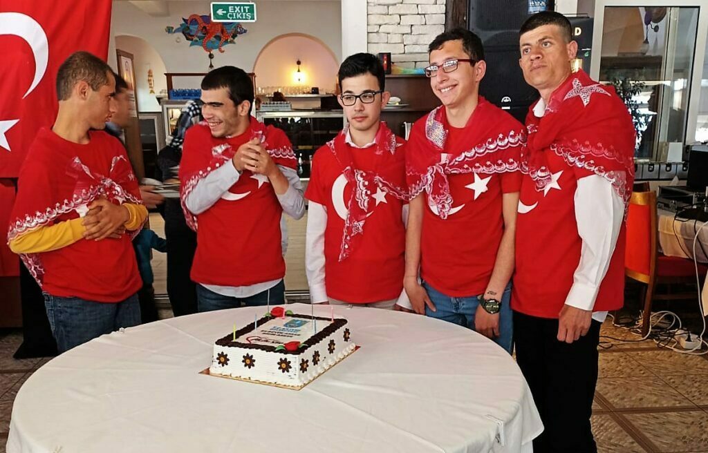 Özel Çocuklar Asker Kınası Programı