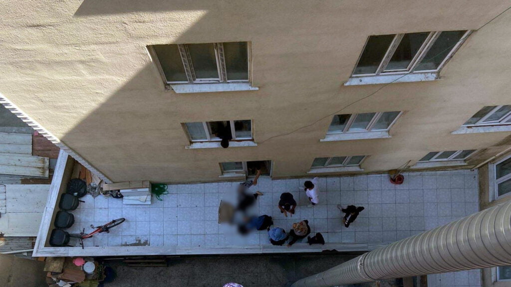 Evli olduğu erkeğin ateş açtığı kadın, 3’üncü kattan atladı