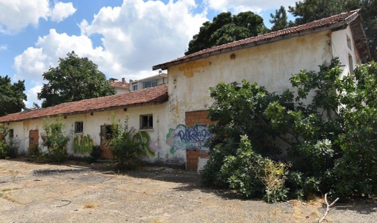Pancar Şefliği binasının ranta açılmasına karşı mücadele ediyor