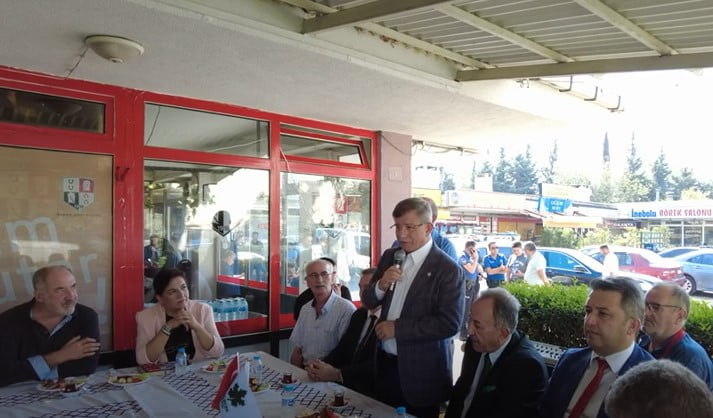 Ahmet Davutoğlu Silivri’deydi.