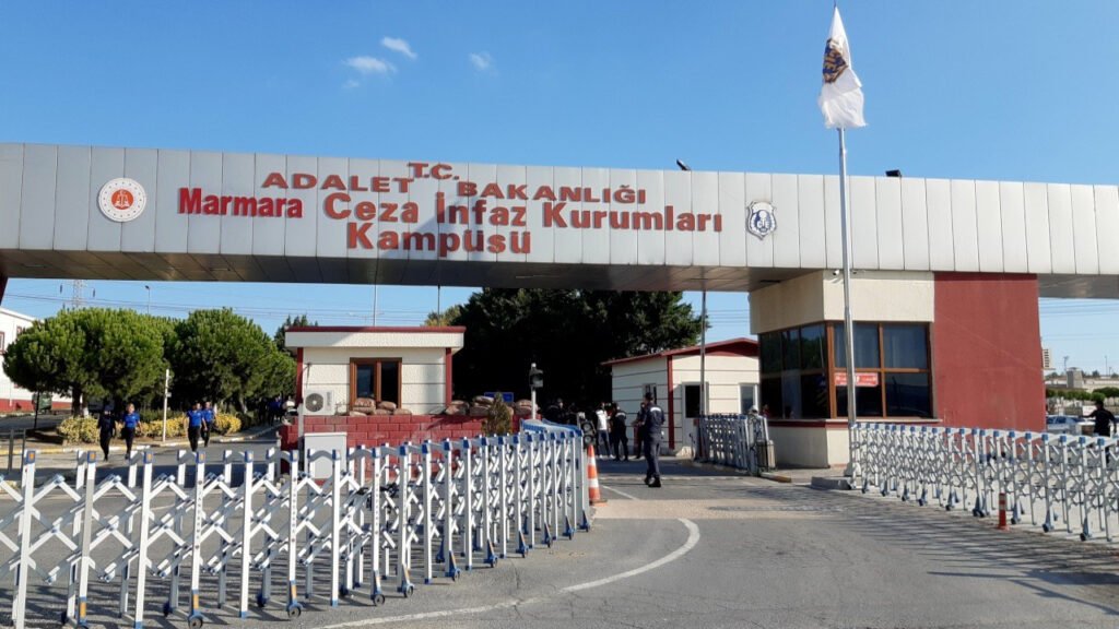 Silivri Cezaevi’nin tabelası ‘Marmara Cezaevi’ olarak değiştirildi