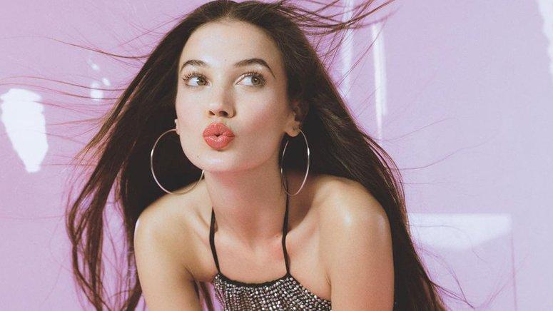 Pınar Deniz sosyal medyayı salladı