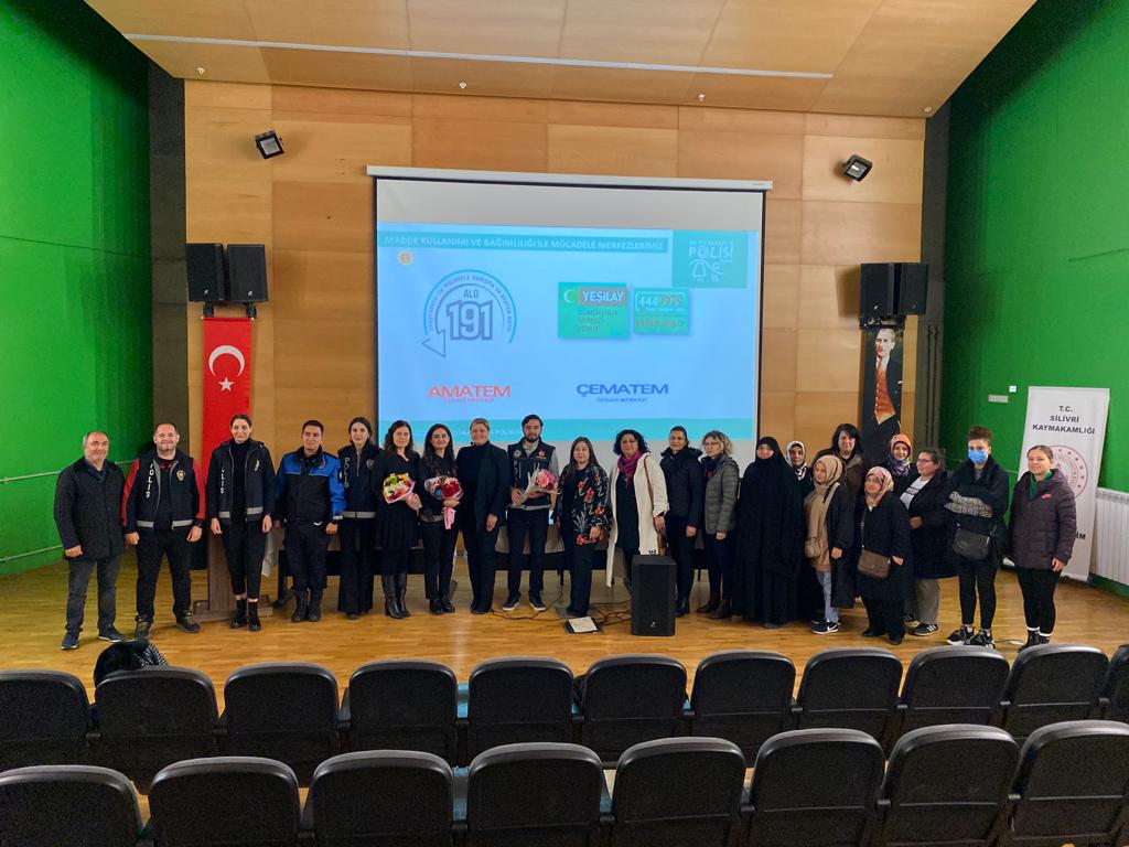 Silivri İlçe Emniyet Müdürlüğü’nden En İyi Narkotik Polisi Anne semineri