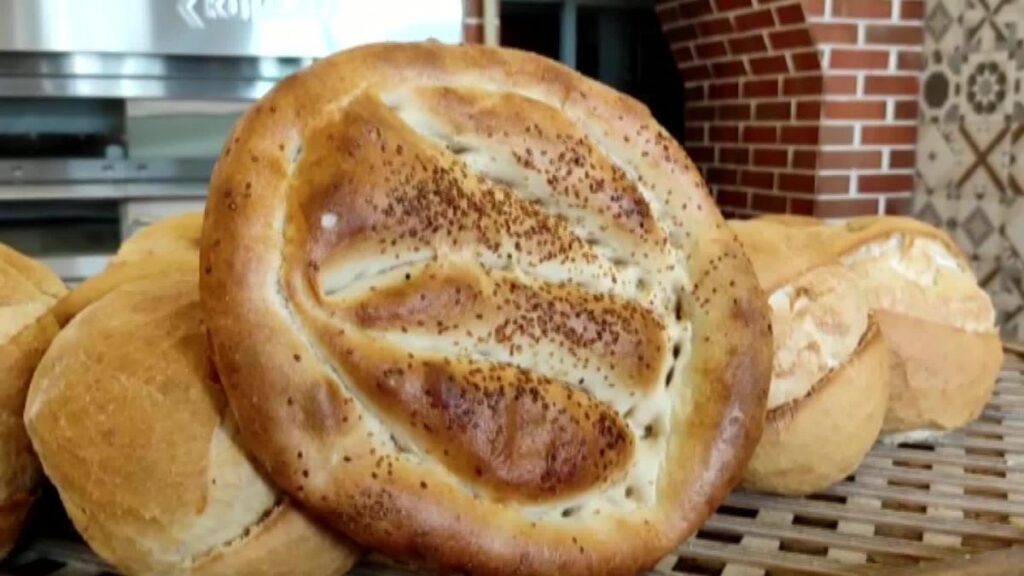 Türkiye’nin en pahalı Ramazan pidesi Edirne’de satılacak