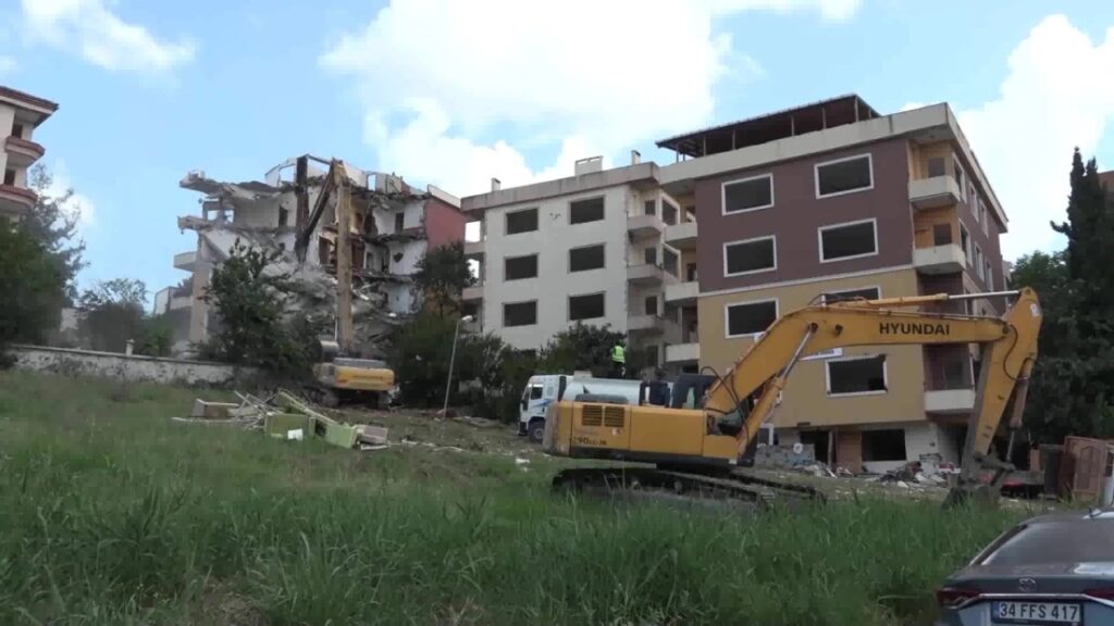 Büyükçekmece’de kentsel dönüşüm çalışmaları hızla devam ediyor